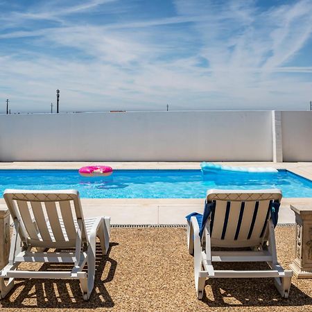 Ferienwohnung Wake Up With The Sea Breeze- House With Pool Ap1 Lavra Exterior foto